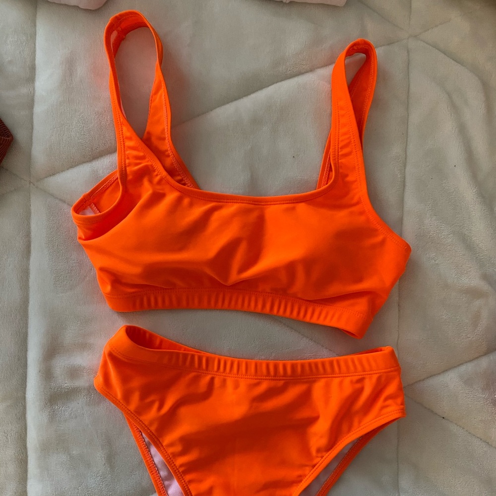 High leg bikini set - Picture 2 of 3